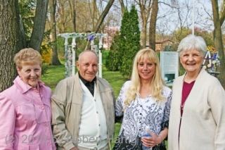 elizabeth-and-paul-huffman-debbie-and-pat