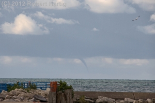 waterspout2_holland-mi